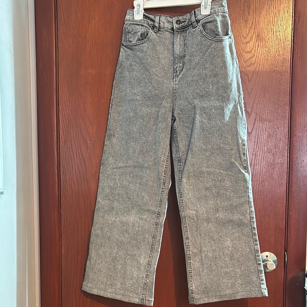Gray Wide-Leg Jeans